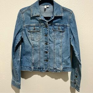 St. John's Bay Women’s Medium Wash Denim Jacket Blue Stylish Retro